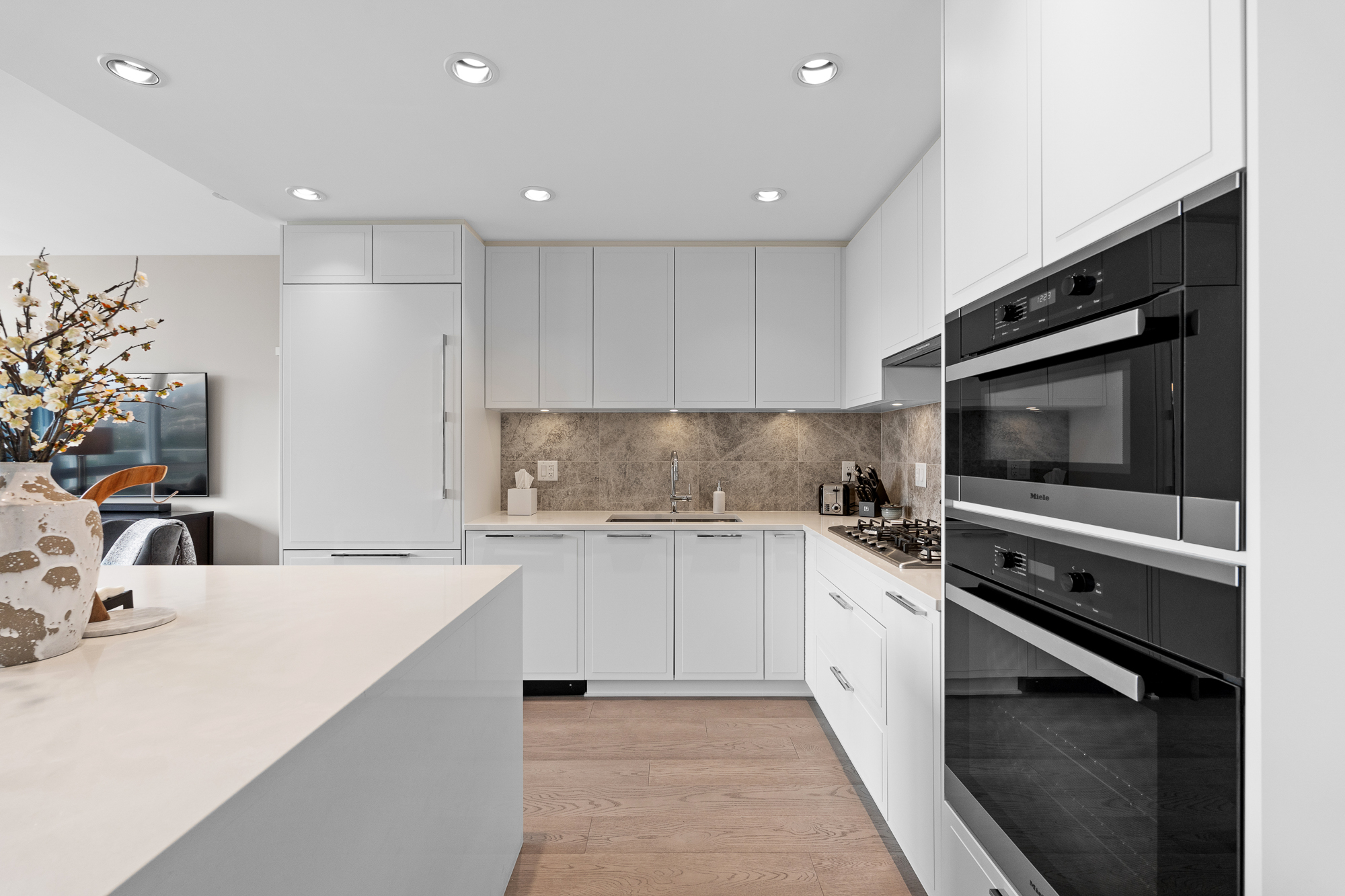 #1406 - 118 Carrie Cates Court